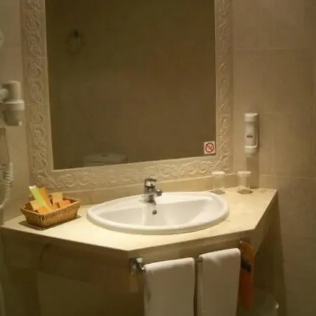 Costa Do Sol לינה וארוחת בוקר 3*