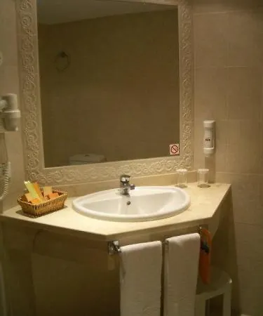 فندق مبيت وإفطار Costa Do Sol 3*