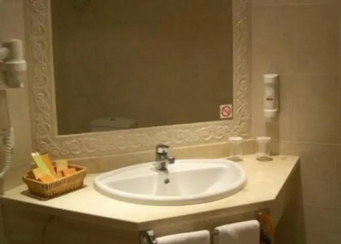 Costa Do Sol Bed & Breakfast 3*